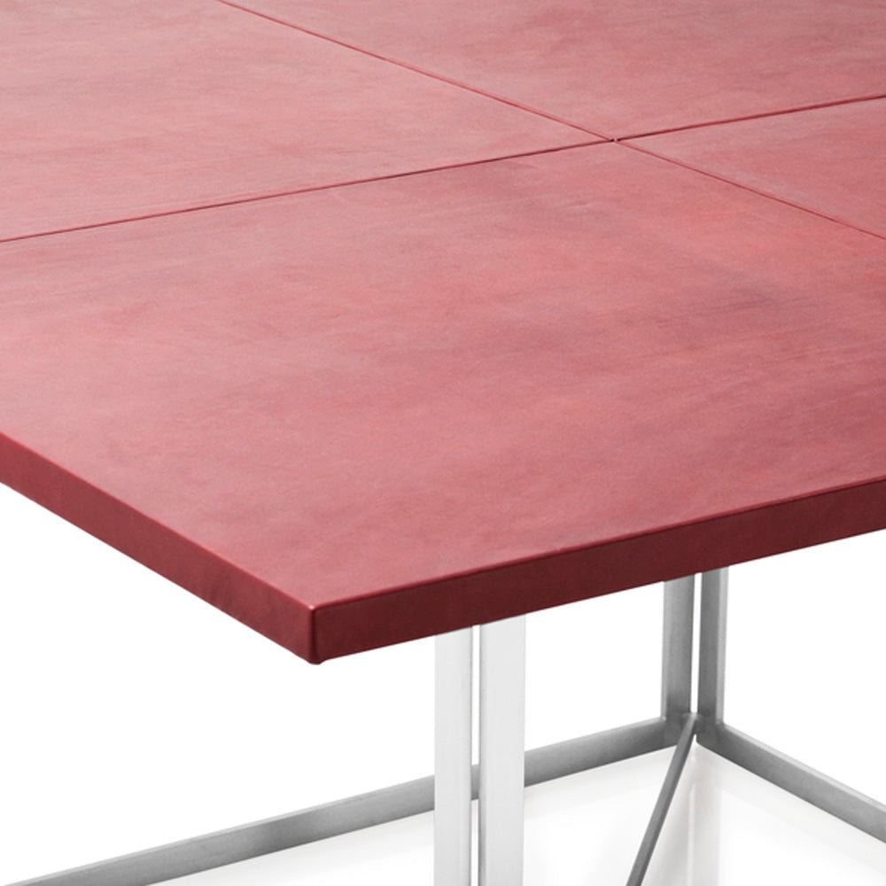 PK40 Table by Fritz Hansen, showing closeup view of pk40 table
