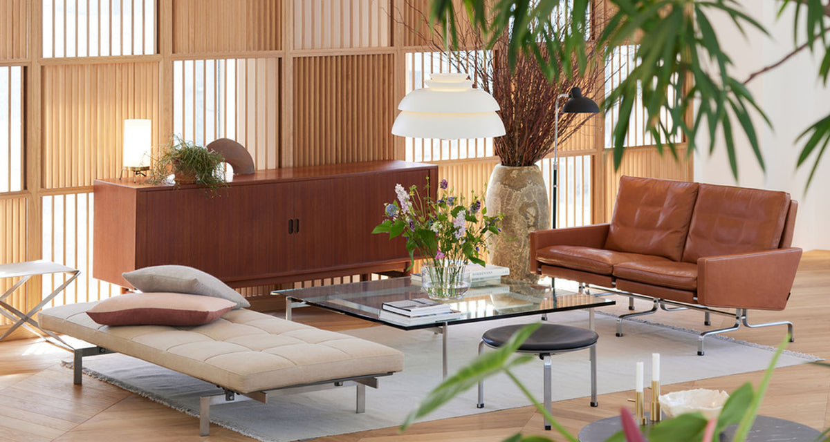 PK80 Daybed by Fritz Hansen, showing pk80 daybed in live shot.