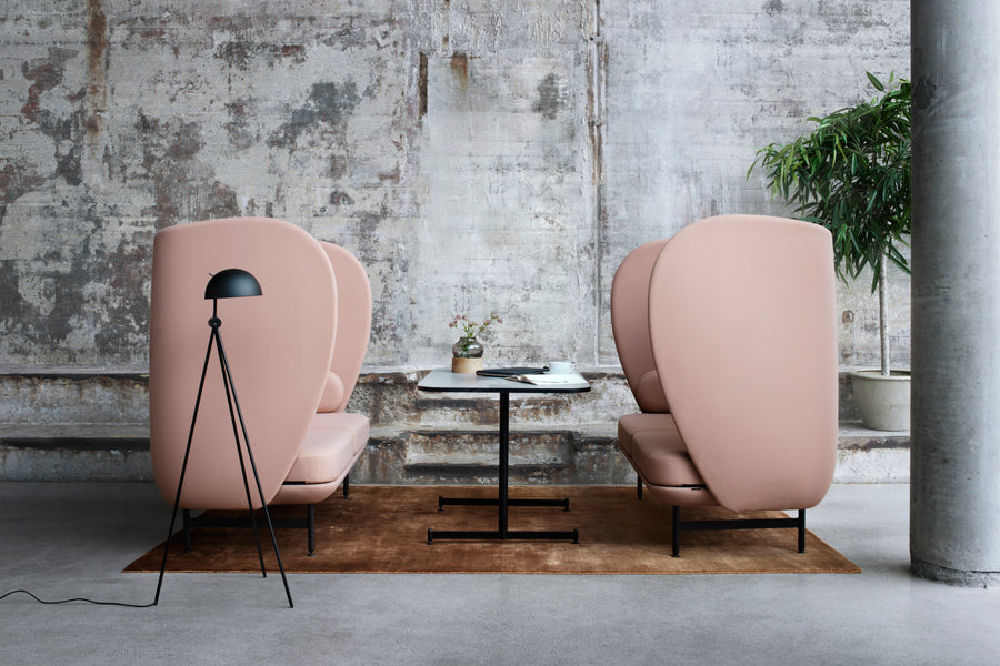 Plenum Sofa by Fritz Hansen, showing plenum sofas in live shot.