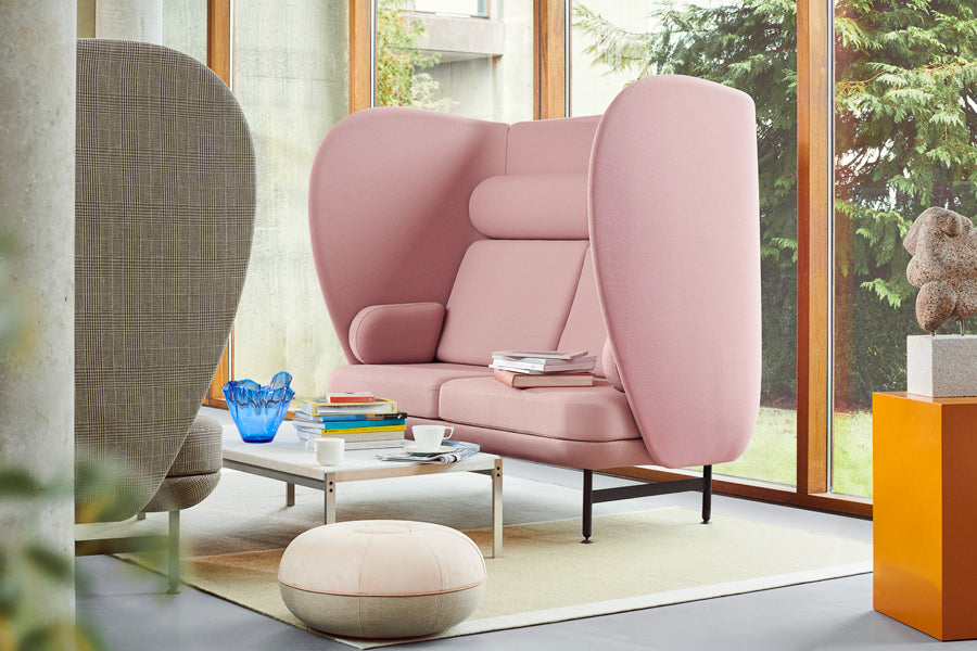 Plenum Sofa by Fritz Hansen, showing plenum sofas in live shot.