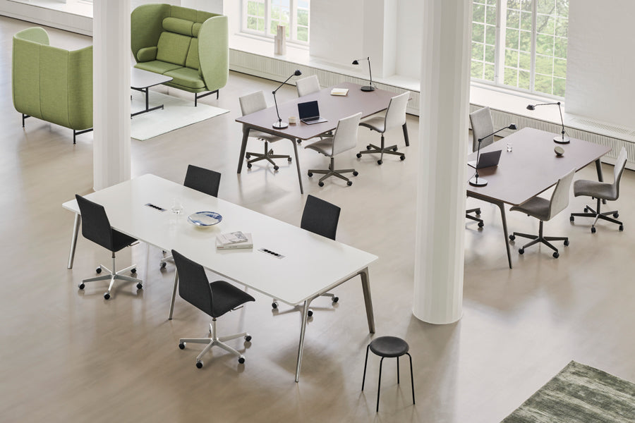 Plenum Table by Fritz Hansen, showing plenum table in live shot.