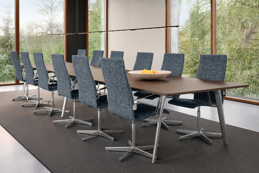 Pluralis Table by Fritz Hansen, showing pluralis table in live shot.