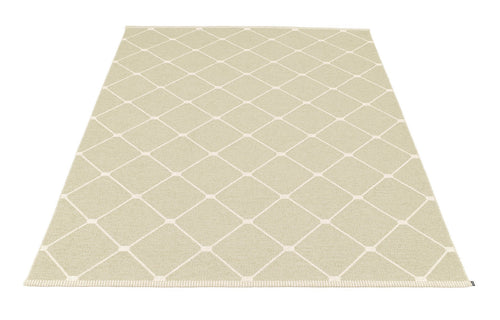 Regina Seagrass & Vanilla Rug by Pappelina.