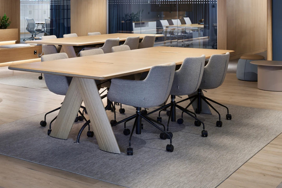Rego Spider Office Chair by B&T, showing rego spider office chairs in live shot.