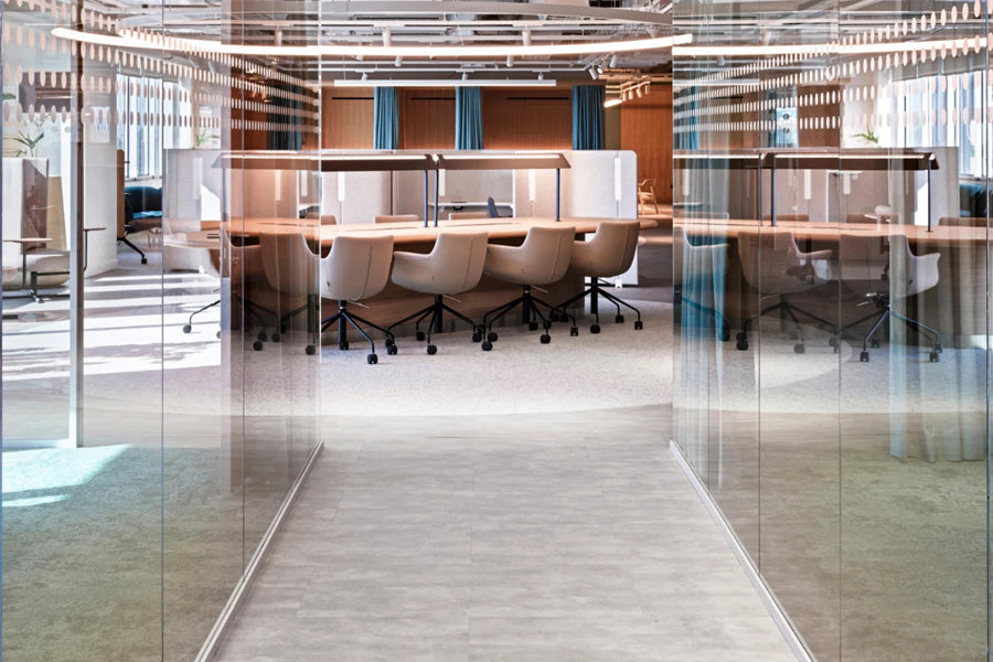 Rego Spider Office Chair by B&T, showing rego spider office chairs in live shot.