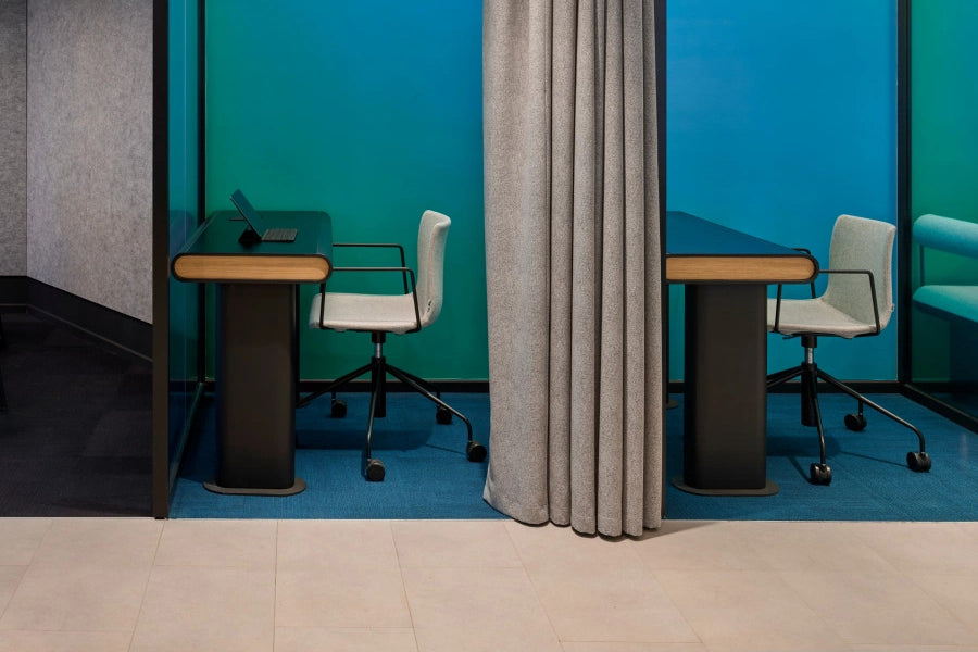 Rest Spider Task/Office Chair by B&T, showing rest spider task/office chairs in live shot.