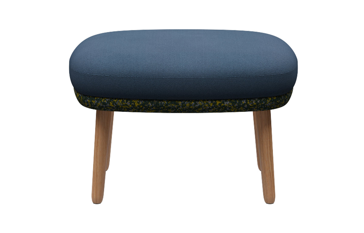 Ro Footstool by Fritz Hansen - Clear Lacquered Oak Wood, Textile Category 4, Textile Category 3.
