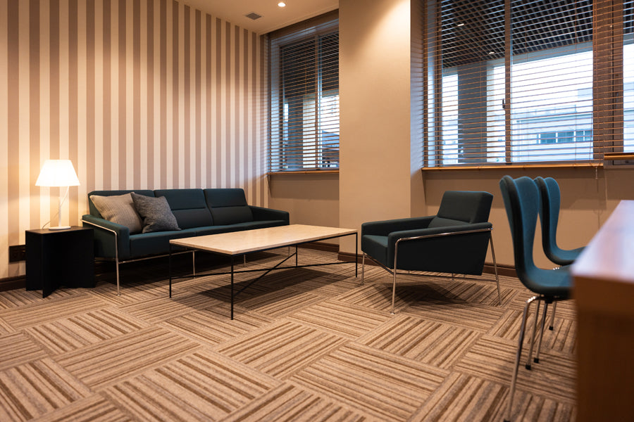 Series 3300 Configuration by Fritz Hansen, showing series 3300 configurations in live shot.