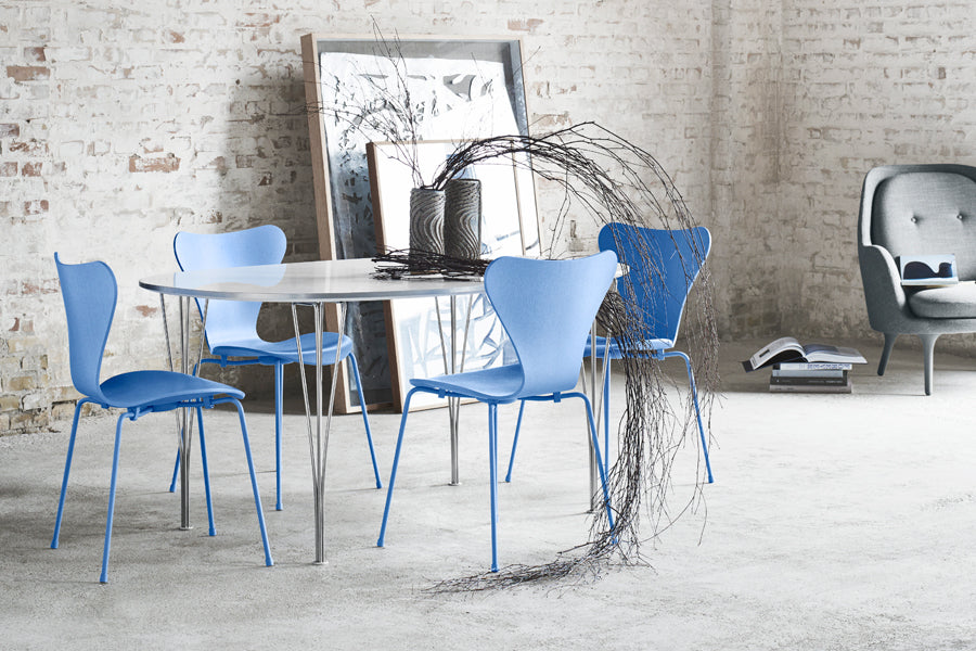 Series 7 Chair by Fritz Hansen, showing series 7 chairs in live shot.