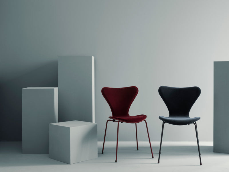 Series 7 Front Upholstery Steel Chair by Fritz Hansen, showing series 7 front upholstery steel chair in live shot.