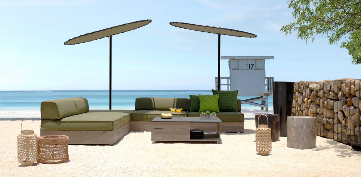 Sombrero Personal Medium Shade with Wheels by Mamagreen, showing sombrero personal medium shades with wheels in live shot.