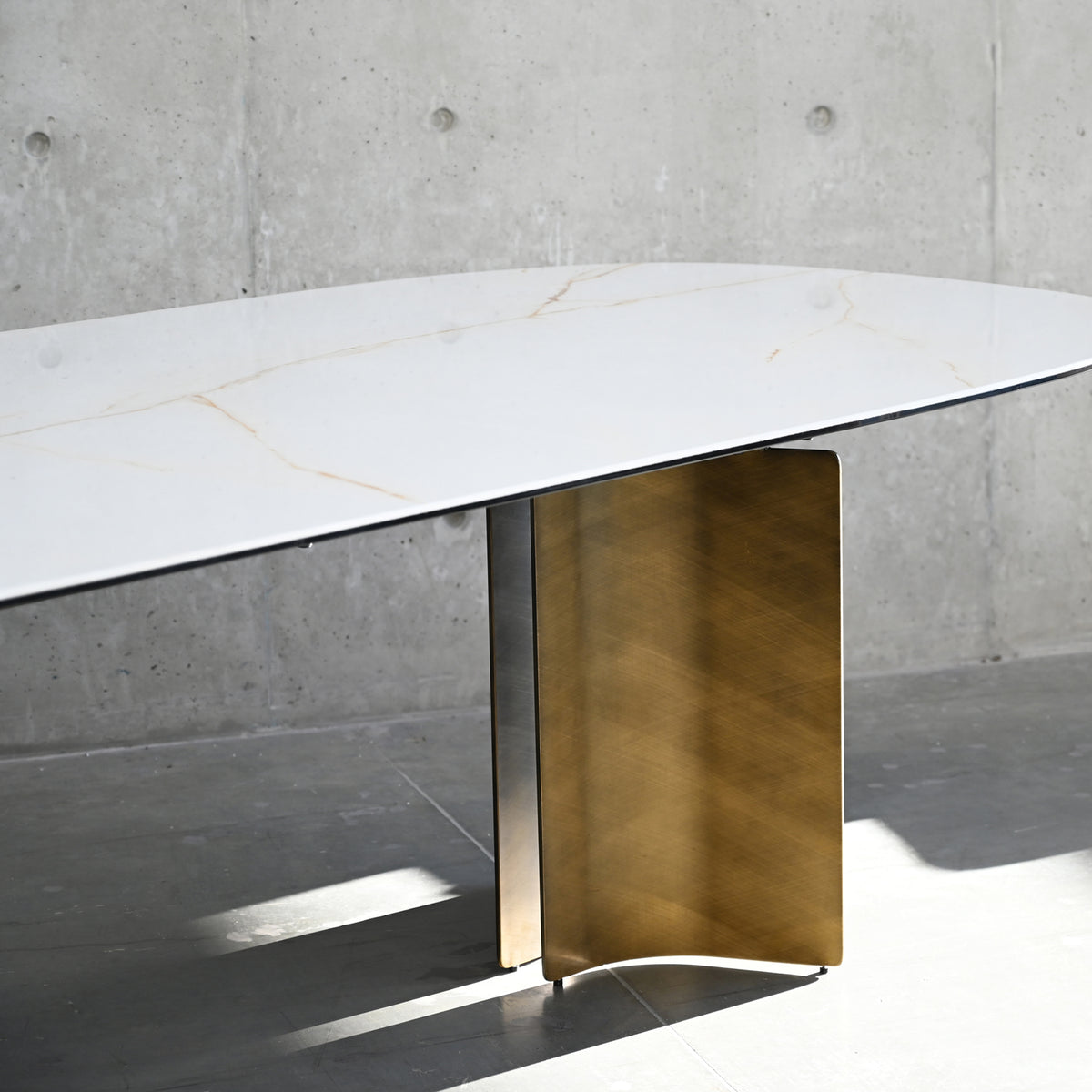 Sorrento Oval Dining Table by Mobital, showing closeup view of sorrento oval dining table.