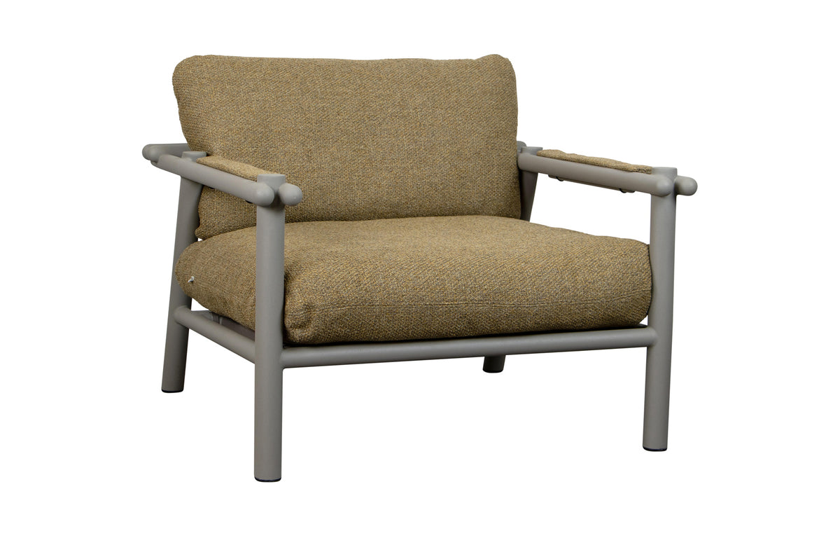 Sticks Lounge Chair by Cane-Line - Taupe Aluminum *, Turmeric Yellow Rise Set.