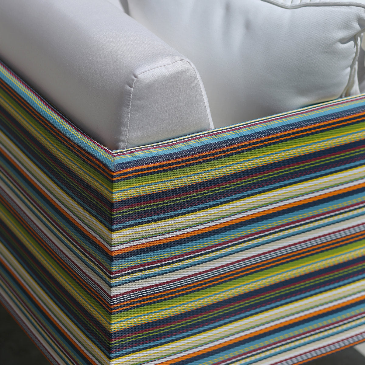 Stripe Configuration 3 by Mamagreen, showing closeup view of stripe configuration 3 in live shot.