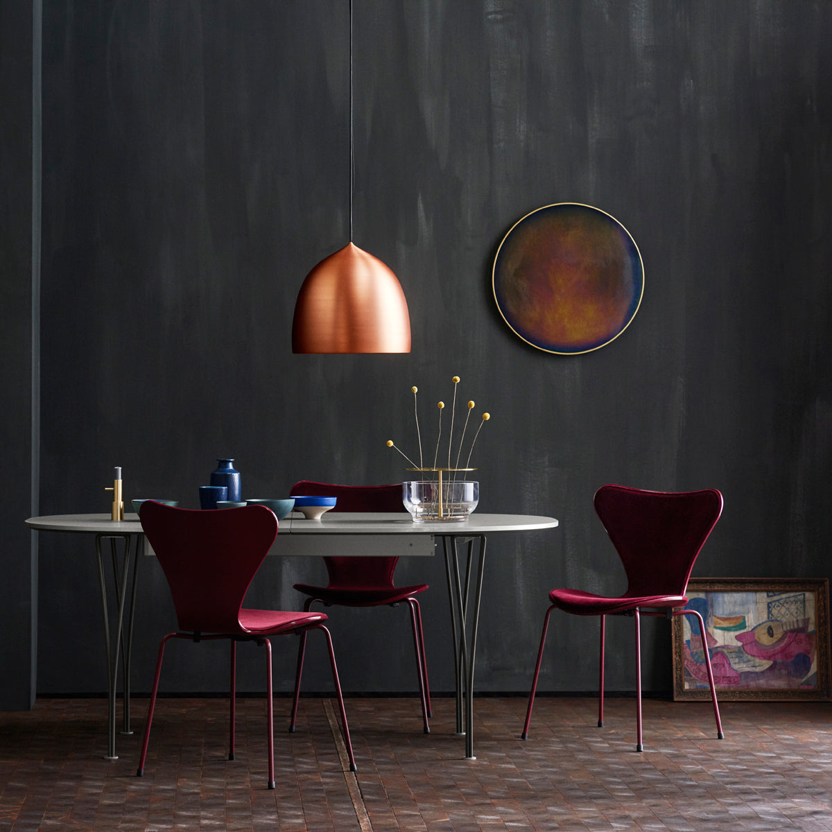Suspence Pendant by Fritz Hansen, showing suspence pendant in live shot.