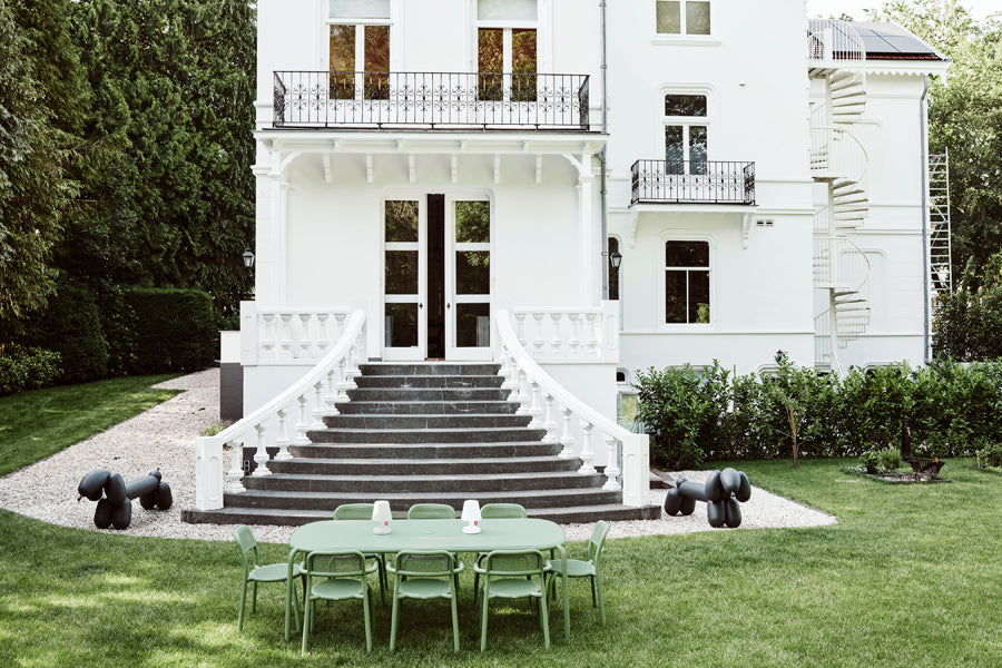 Toni Dining Chair Set by Fatboy, showing Toni Dining Chair Set in live shot.