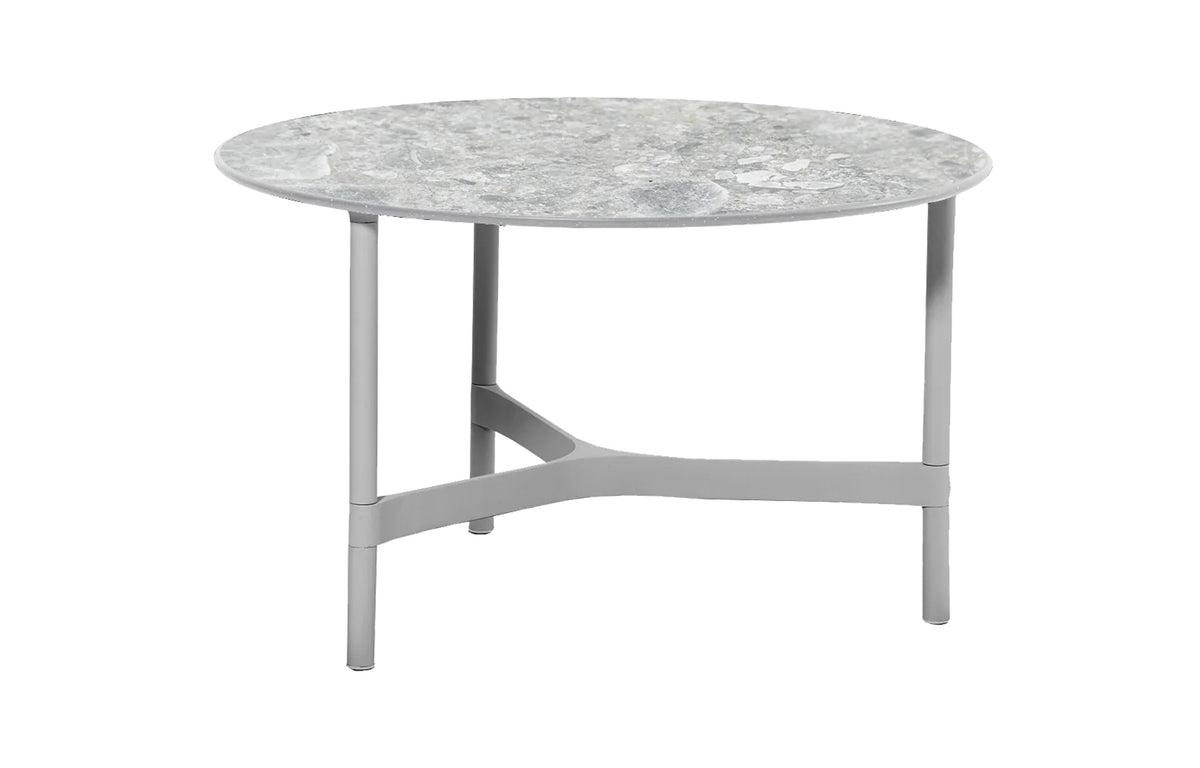 Twist Medium Coffee Table by Cane-Line - Light Grey Aluminum *, Multi Colour Ceramic *.