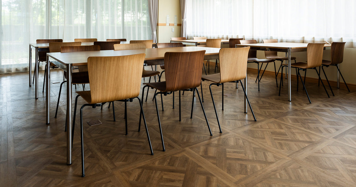 Vico Duo Chair with Welded Linking Device by Fritz Hansen, showing vico duo chairs with welded linking device in live shot.