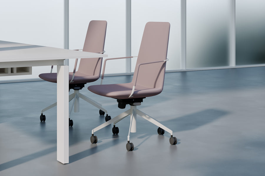 Zone 5 Prongs Office Chair by B&T, showing zone 5 prongs office chairs in live shot.
