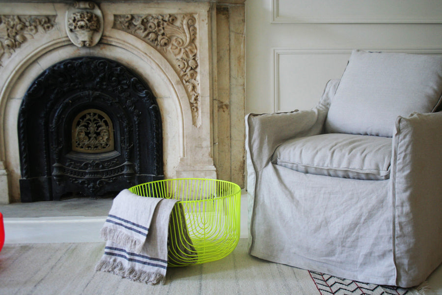 18" Bend Basket by Bend, showing 18" bend basket in live shot.
