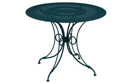 1900 Round Table by Fermob - Acapulco Blue.
