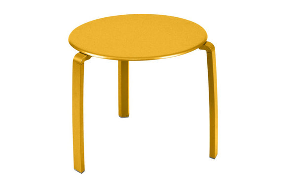 Alize Stacking Low Table by Fermob - Honey (smooth metal).