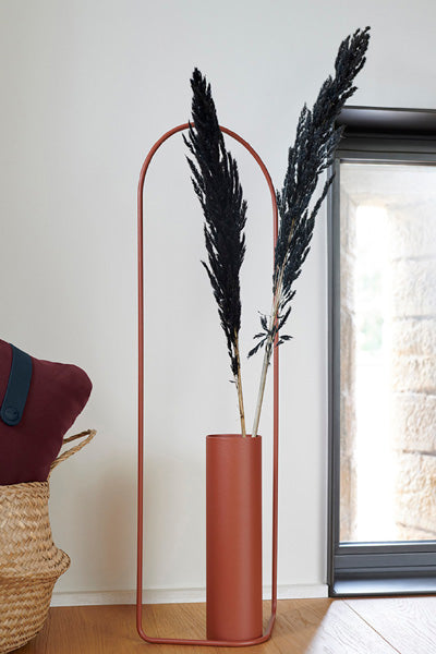 Itac Vase by Fermob, showing itac vase in live shot.