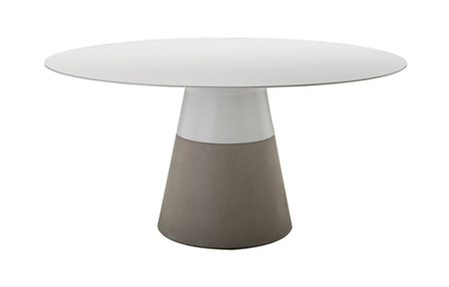 Maldives Dining Table by Mobital, showing front view of maldives dining table.