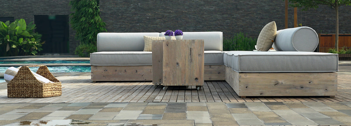 Aiko Rolling Table by Mamagreen, showing aiko rolling table in live shot.