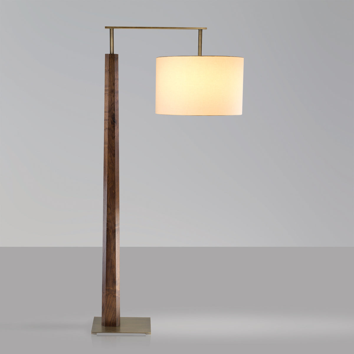 Altus Floor Lamp by Cerno, showing side view of altus floor lamp in live shot.