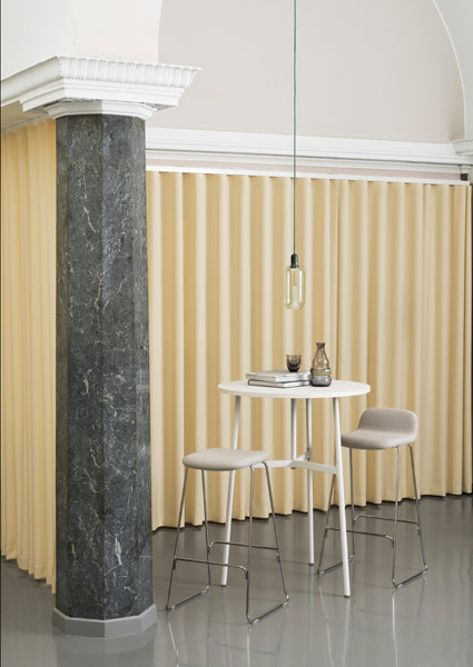 Amp Cord by Normann Copenhagen, showing amp cord with lamp in live shot.