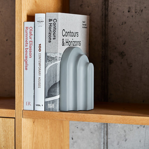 Arkiv Bookend by Woud, showing arkiv bookend in live shot.