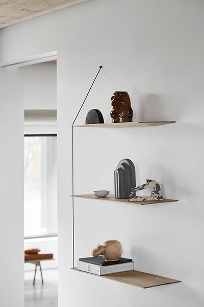 Arkiv Bookend by Woud, showing arkiv bookend in live shot.