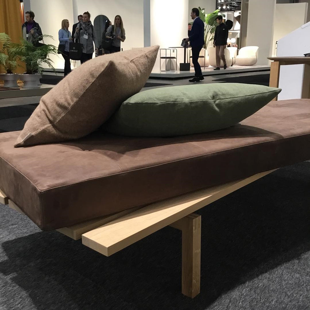 BPS Daybed No. 115 by Berhn Pedersen & Son, showing bps daybed no. 115 in live shot.