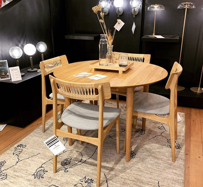 BPS Table No. 119 by Bernh. Pedersen & Son, showing bps table no. 119 in live shot.