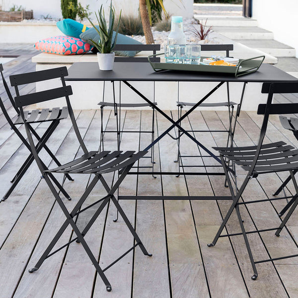 Bistro Metal Chair by Fermob, showing bistro metal chairs with table in live shot.