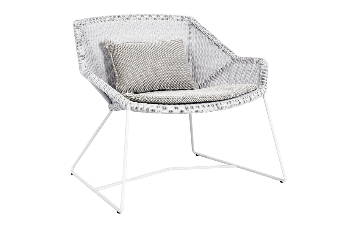 Breeze Lounge Chair by Cane-Line - White Grey Fiber Weave, Light Grey Focus Cushion Set.