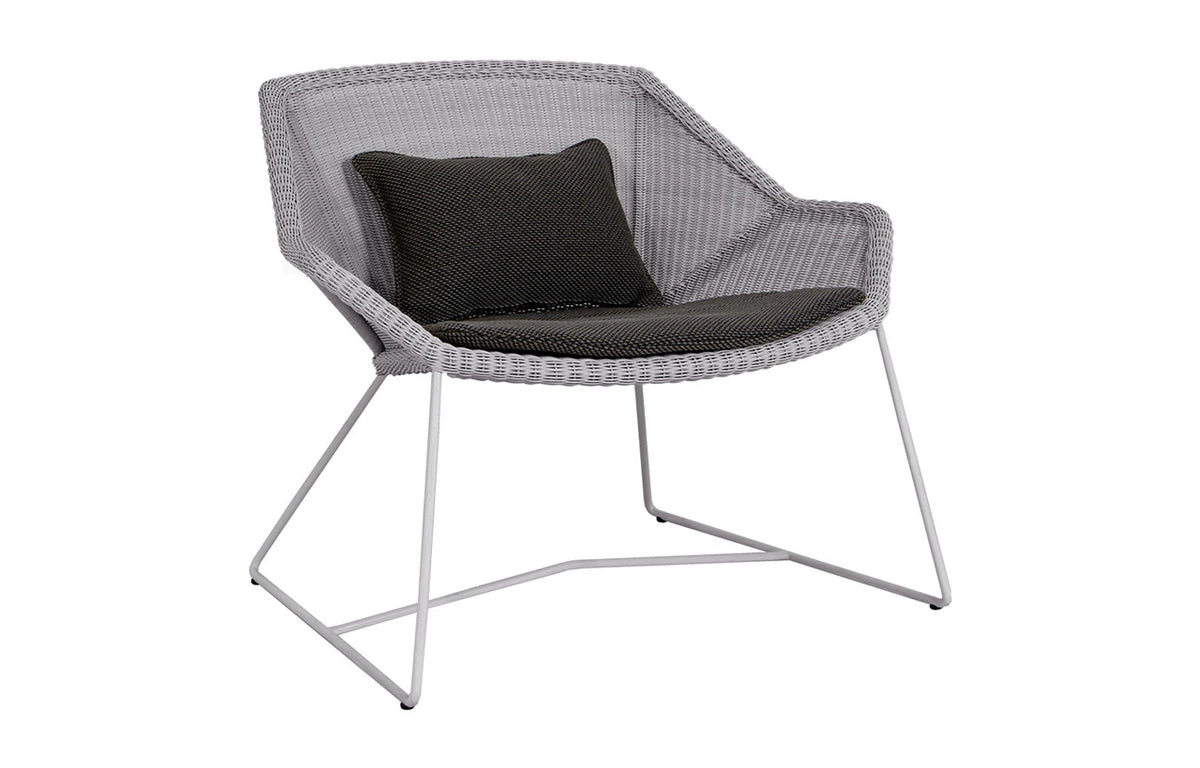Breeze Lounge Chair by Cane-Line - Light Grey Fiber Weave, Dark Grey Focus Cushion Set.