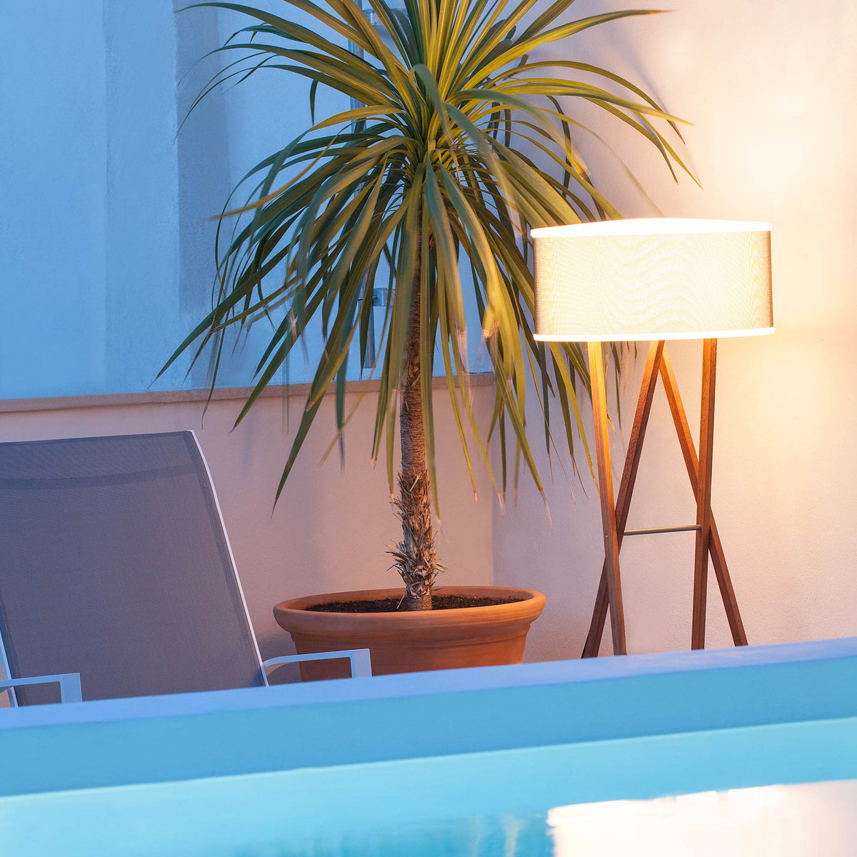 Cala Floor Lamp by Marset, showing cala floor lamp in live shot.