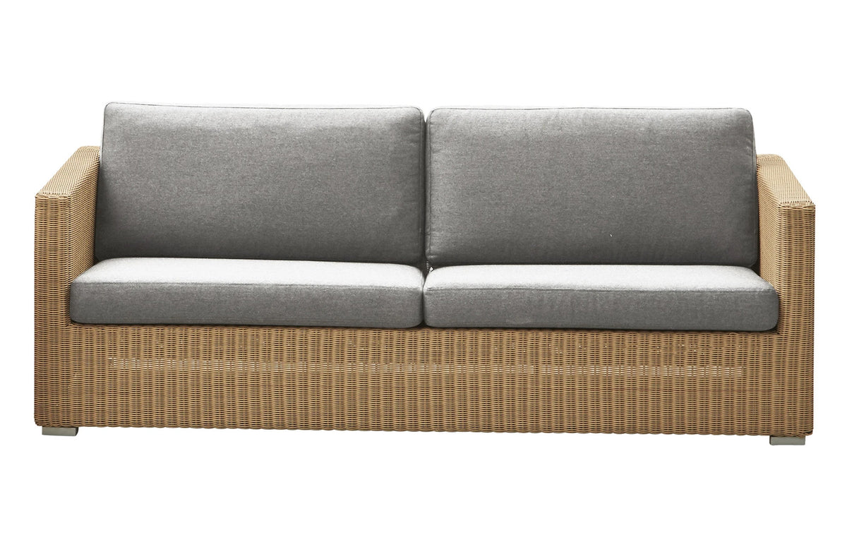 Chester 3 Seater Lounge Sofa by Cane-Line - Natural Fiber Weave, Natte Light Grey Cushion Set.