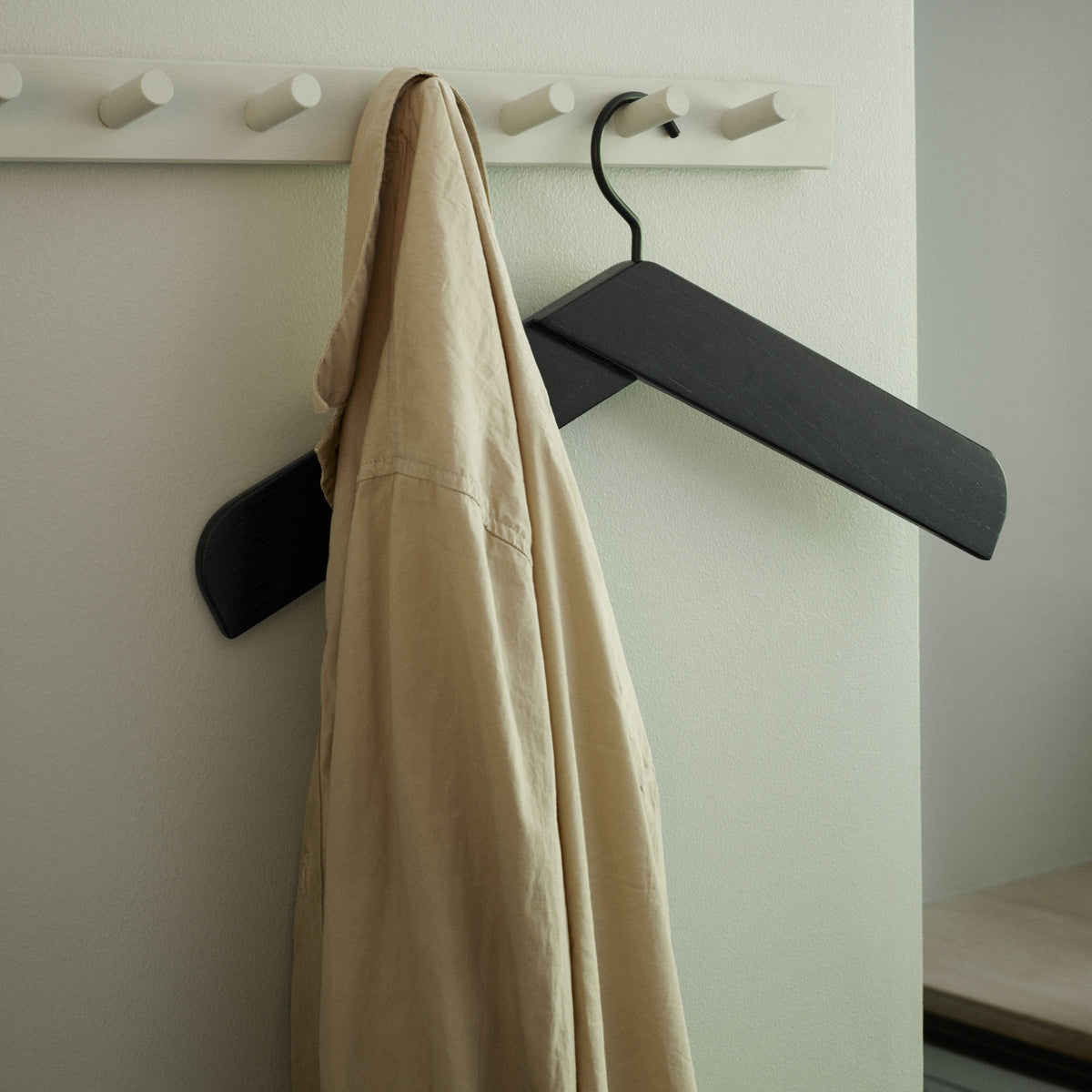 Collar Hanger by Skagerak, showing collar hanger in live shot.