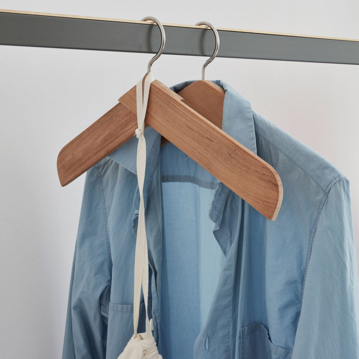 Collar Hanger by Skagerak, showing collar hangers in live shot.