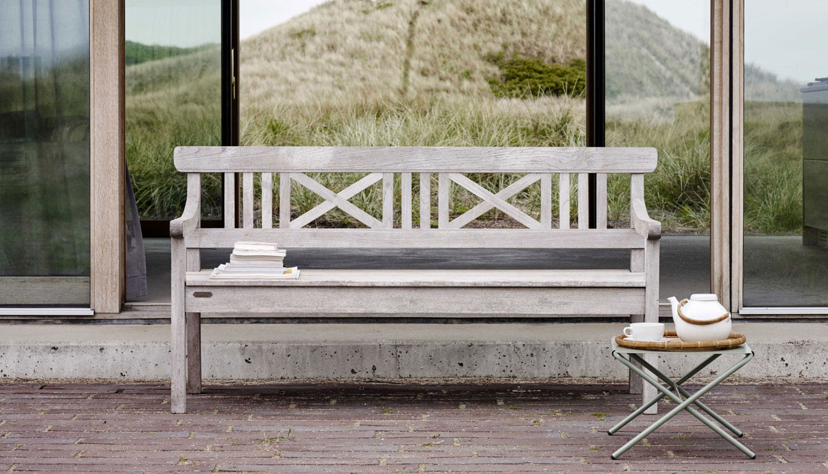 Drachmann Bench by Skagerak, showing drachmann bench in live shot.