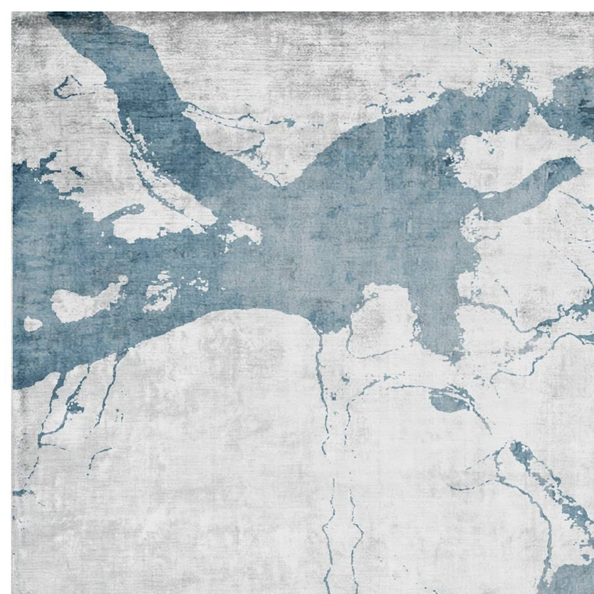 Eastern Side of Arenzano EA1700 Rug by Second Studio, showing closeup view of eastern side of arenzano ea1700 rug by second studio in bright grey and denim blue.