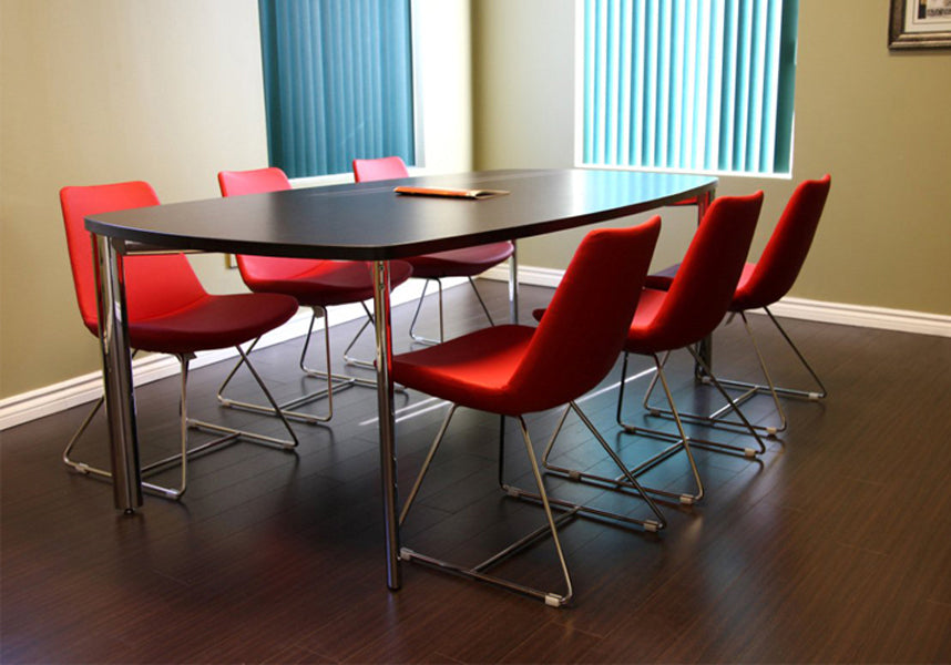Eiffel Wire Dining Chair-Leather by sohoConcept, showing group in red wool with chrome wires base and dining table in live shot.
