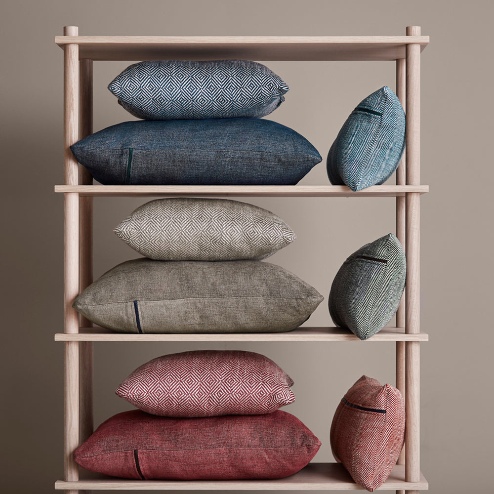 Elevate Shelving by Woud, showing front view of shelving in live shot.
