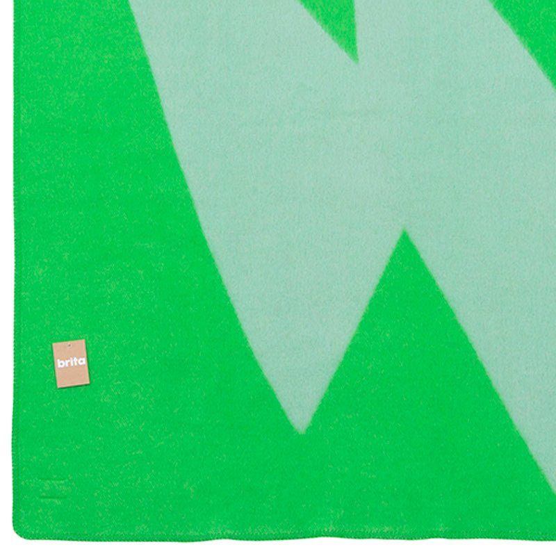 Flash Woolen Blanket by Brita, showing closeup view of flash woolen blanket in pistage flash woolen blanket.