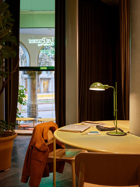Funiculi S Table Lamp by Marset, showing funiculi s table lamp in live shot.