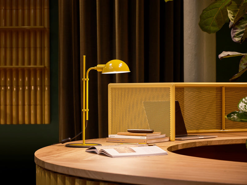 Funiculi S Table Lamp by Marset, showing funiculi s table lamp in live shot.