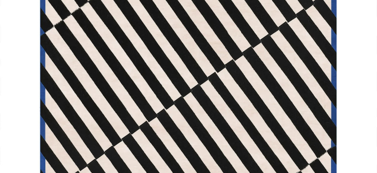 Gazzo GO201 Rug by Second Studio, showing closeup view of gazzo go201 rug by second studio in black/off-white & blue.